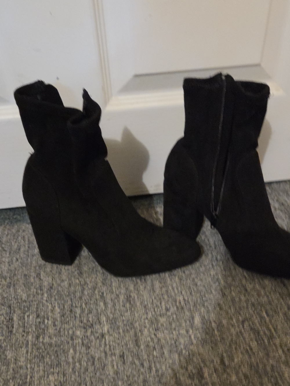 Women's Black Suede Block Heel Ankle Boots